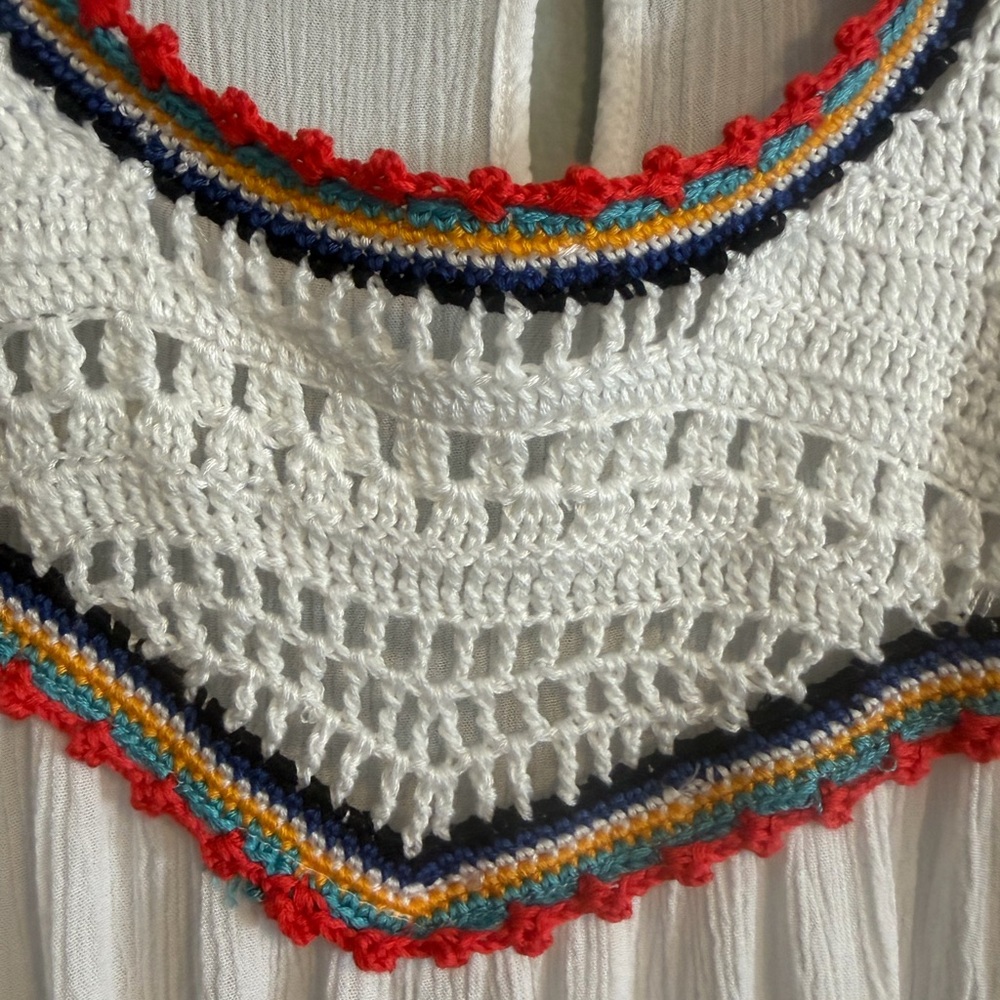 Democracy White Boho Tank Top with Multicolor Crochet Detail size medium - Picture 3 of 12